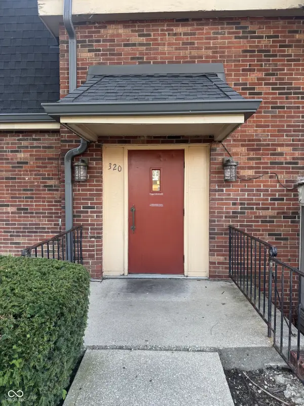 320 Elmead CT #1003, Greenwood, IN 46142