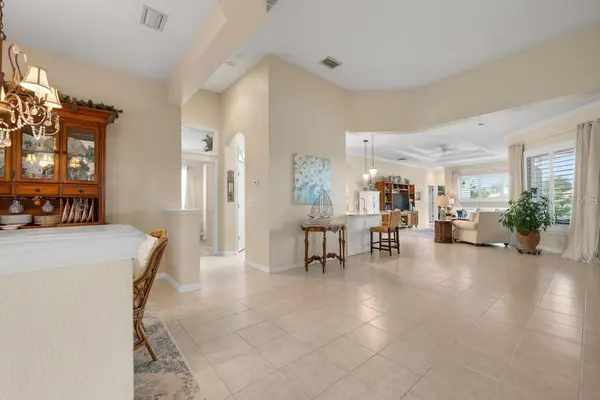 264 DAHLIA CT, Bradenton, FL 34212
