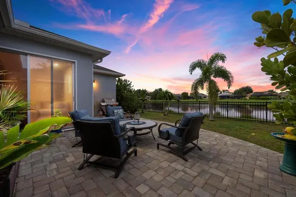 264 DAHLIA CT, Bradenton, FL 34212