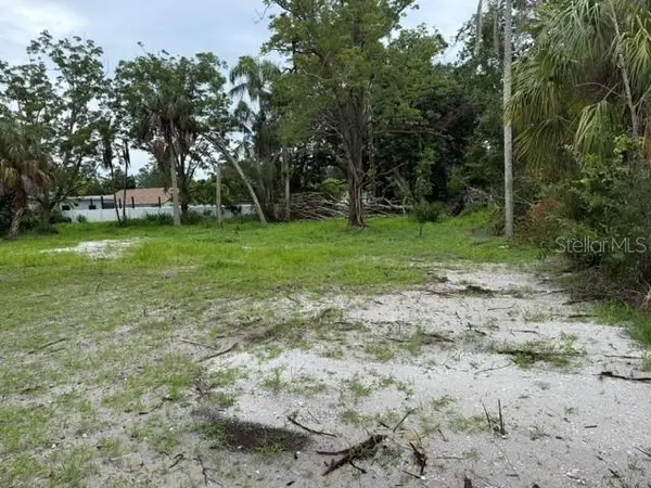 200 11TH AVE E, Bradenton, FL 34208