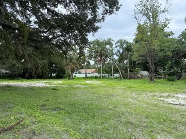 200 11TH AVE E, Bradenton, FL 34208