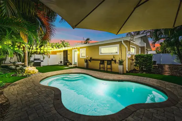 205 82ND ST, Holmes Beach, FL 34217