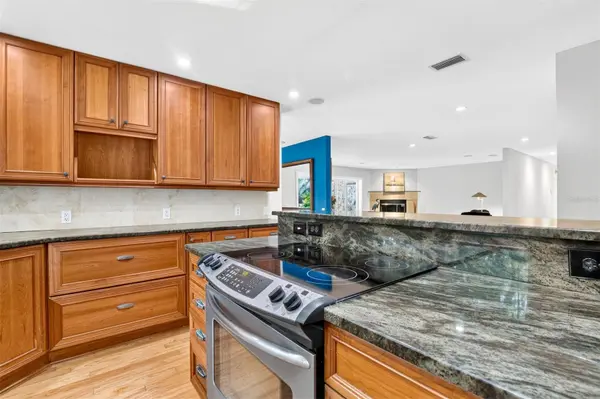 11101 NW 12TH PL, Gainesville, FL 32606