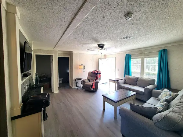 2231 SE STATE ROAD 121, Morriston, FL 32668