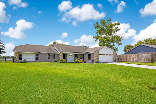884 W LAKE HOLDEN PT, Orlando, FL 32805