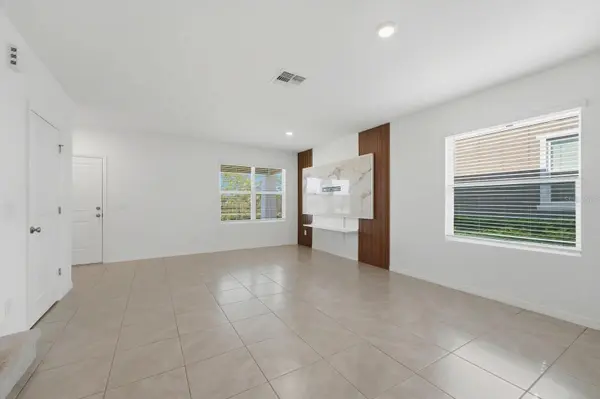 15056 WINDFLOWER ALY, Winter Garden, FL 34787