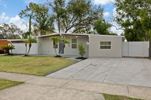 1130 DOGWOOD AVE, Tampa, FL 33613