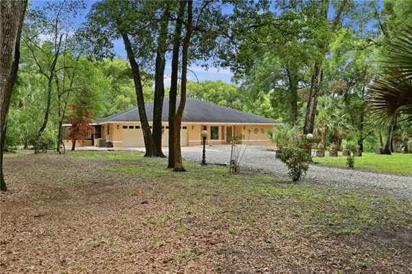 1610 STRATHCONA AVE, Deland, FL 32720