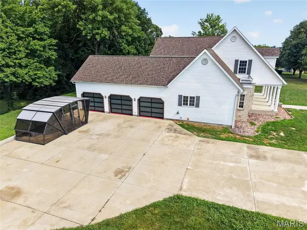 412 Willow Creek DR, Farmington, MO 63640