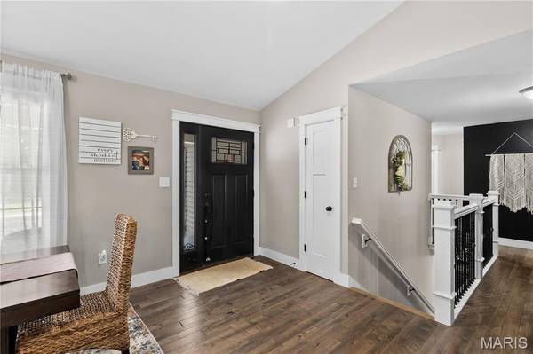 27287 Sunnyside RD, Warrenton, MO 63383