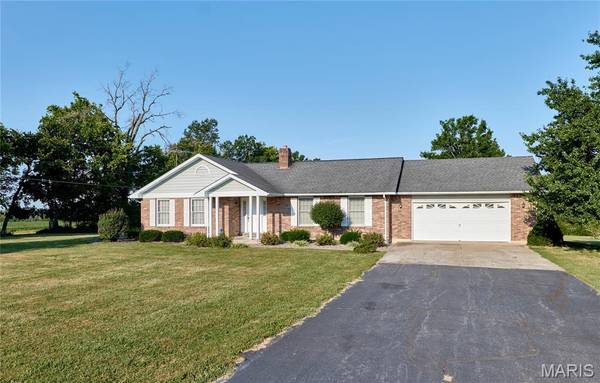 103 Meadow Ridge DR, Troy, MO 63379