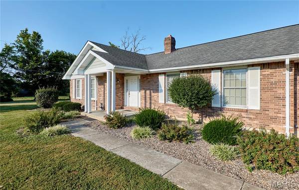 103 Meadow Ridge DR, Troy, MO 63379