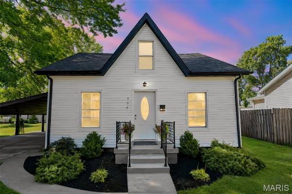 209 E 3rd ST, O'fallon, IL 62269