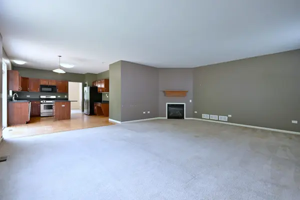 771 Bluebonnet CT, Aurora, IL 60505
