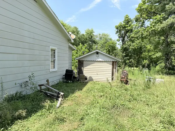 261 E Trammel ST, Carrier Mills, IL 62917
