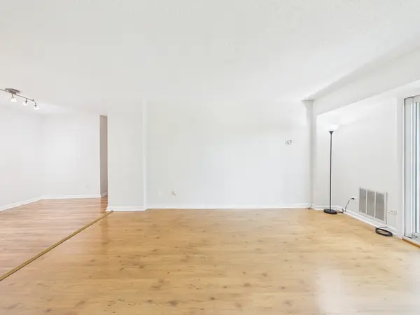 9514 W LAWRENCE AVE #2406, Schiller Park, IL 60176