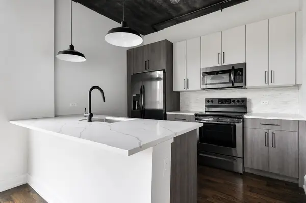 4720 N SHERIDAN RD #4B, Chicago, IL 60640