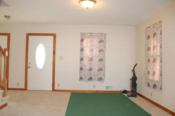 10142 225th ST, Silver Lake, MN 55381