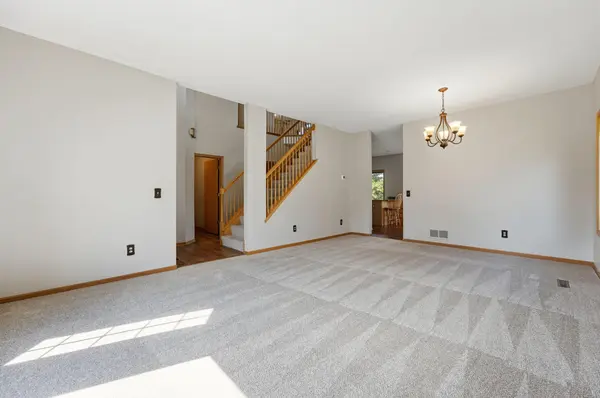 230 Butternut CIR, Carver, MN 55315