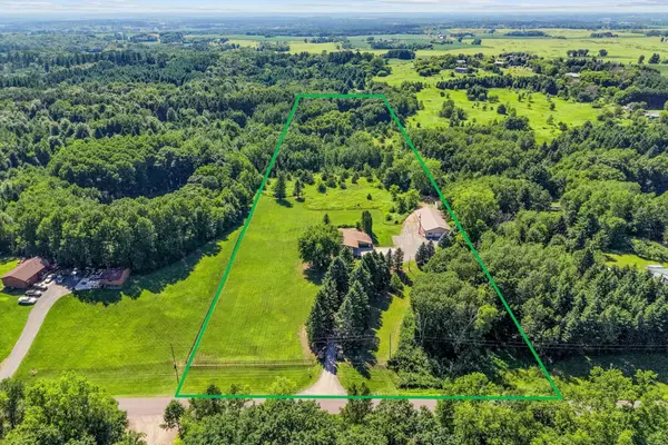2172 90th ST, Somerset, WI 54025