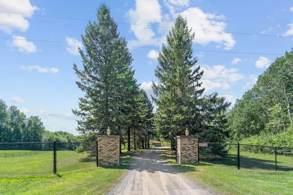 2172 90th ST, Somerset, WI 54025