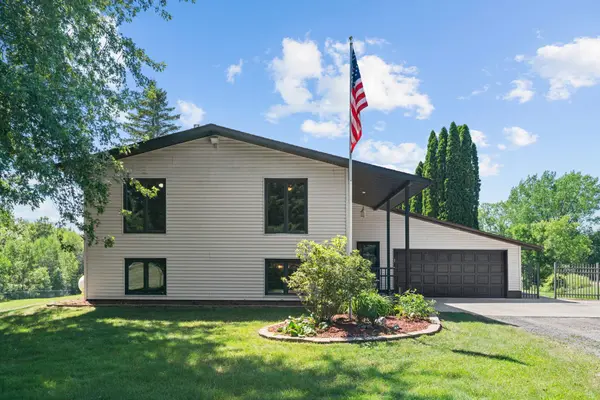 2172 90th ST, Somerset, WI 54025