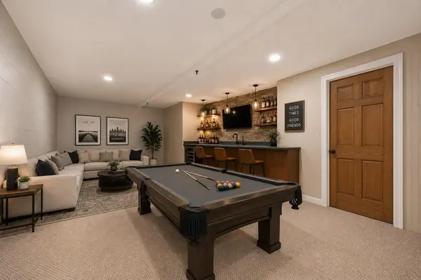 7807 W 110th ST, Bloomington, MN 55438