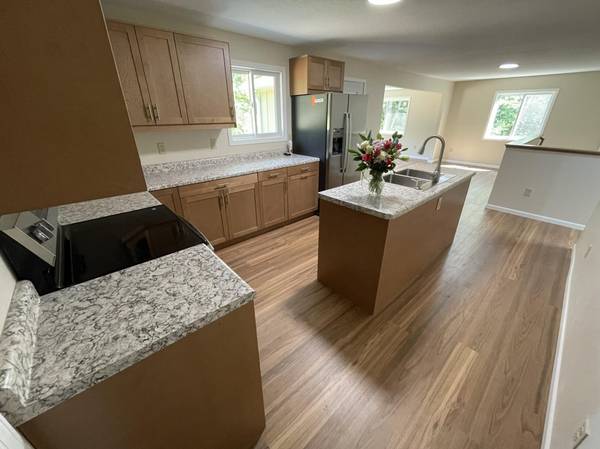 2158 100th ST, Somerset, WI 54025