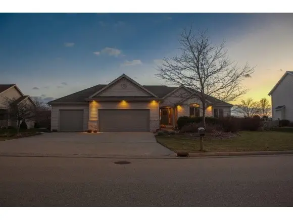 309 BOSWORTH LN, Neenah, WI 54956-0000