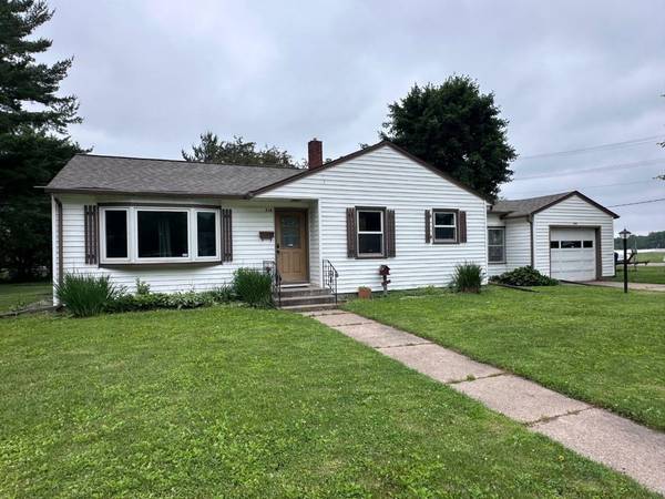 118 ROBERT ST, Clintonville, WI 54929-1313