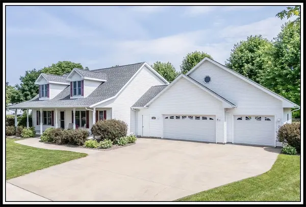 1508 CEDARHURST DR, New London, WI 54961-2299