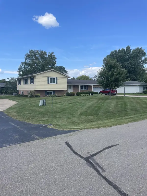 5915 OAK LANE DR, Winneconne, WI 54986