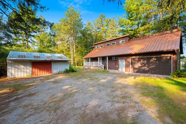 N6235 9TH AVE, Plainfield, WI 54966-7806