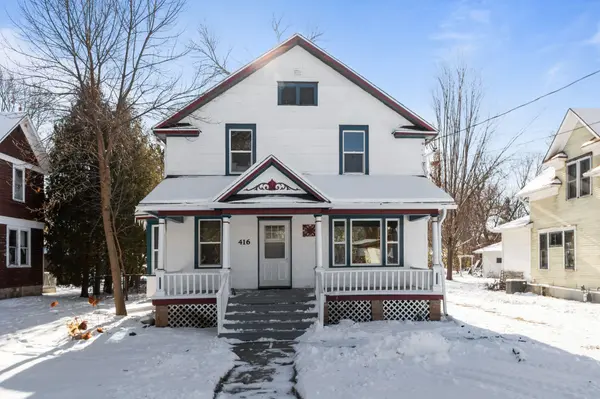 416 ADAMS ST, Neenah, WI 54956