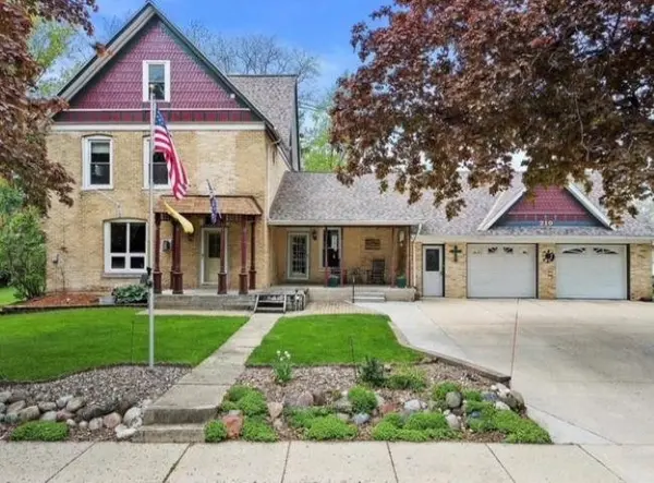 210 S MILWAUKEE ST, Theresa, WI 53091-9404