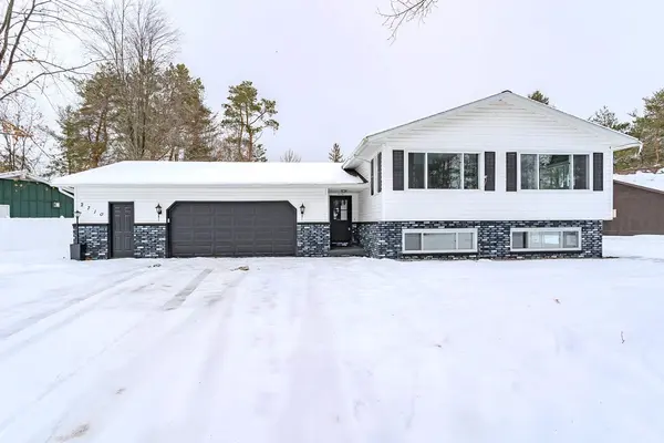 2710 CRESCENT DR, Merrill, WI 54452