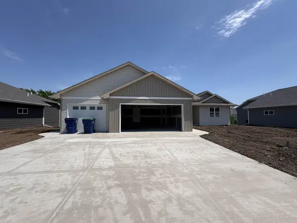 1244 PUTNAM DR,  Pulaski,  WI 54162