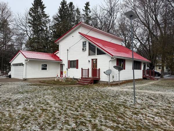 N4909 STATE ST, Leopolis, WI 54948