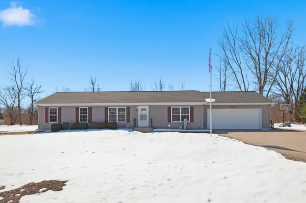 1206 JAMESON WAY, Little Suamico, WI 54141