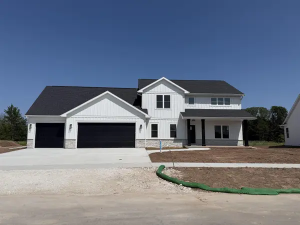 N8872 GALWAY LN, Menasha, WI 54952