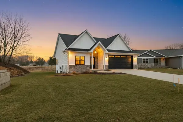 4975 WATER MINT CT, Green Bay, WI 54313