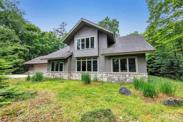 4163 GLIDDEN DR, Sturgeon Bay, WI 54235