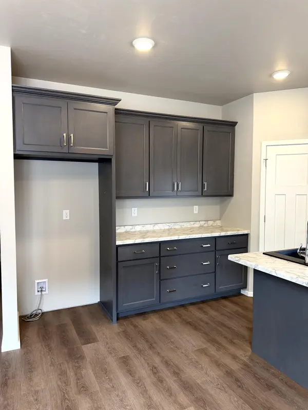 944 ENCLAVE CT, De Pere, WI 54115