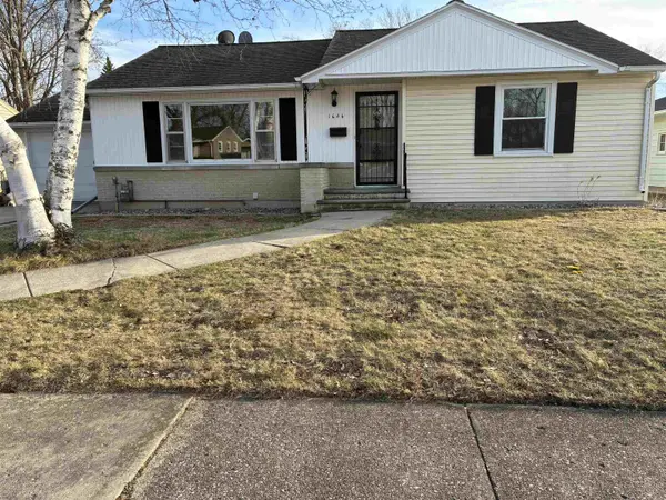 1646 LORETTA LN, Green Bay, WI 54302-2436