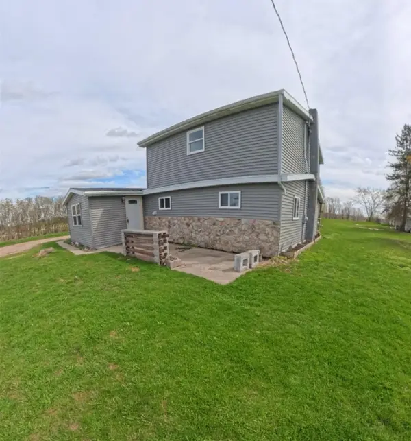 10931 GILLETT TOWN HALL RD, Gillett, WI 54124
