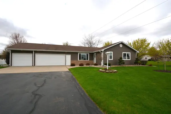 W5997 GARNET DR, Appleton, WI 54915