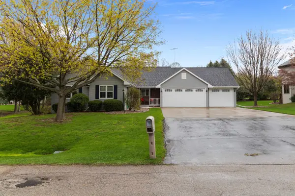 N288 CANDLELITE WAY, Appleton, WI 54915