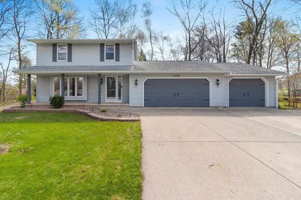 3126 INVERNESS LN, New Franken, WI 54229
