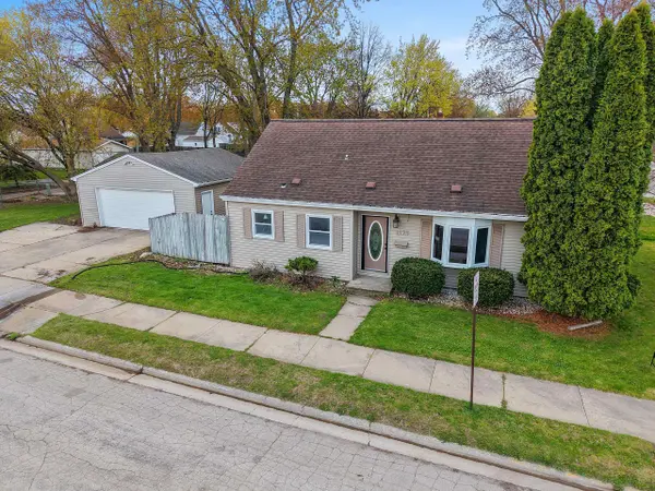 1175 THOMAS ST, Green Bay, WI 54303-4021
