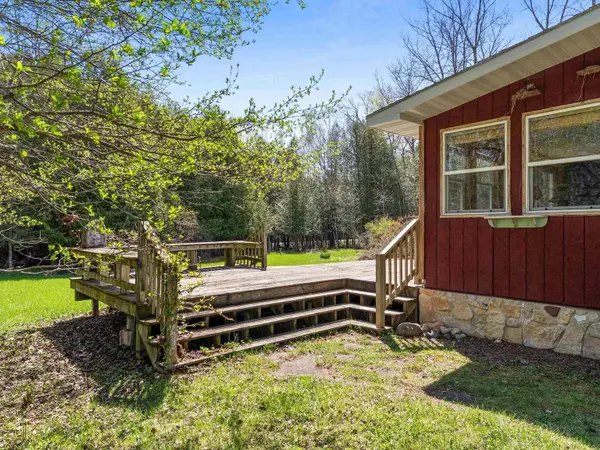 775 FOREST DR, Forestville, WI 54235